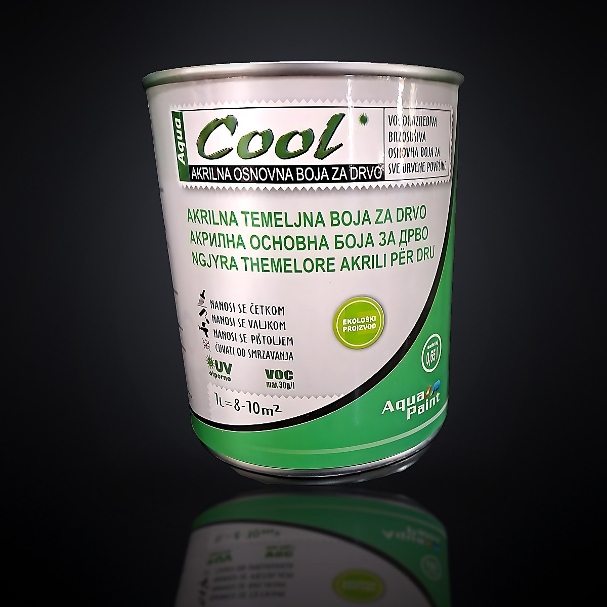 Cool temeljna boja za drvo bijela